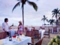三亚君澜度假酒店(diàn)沙滩(tān)落日(rì)吧
